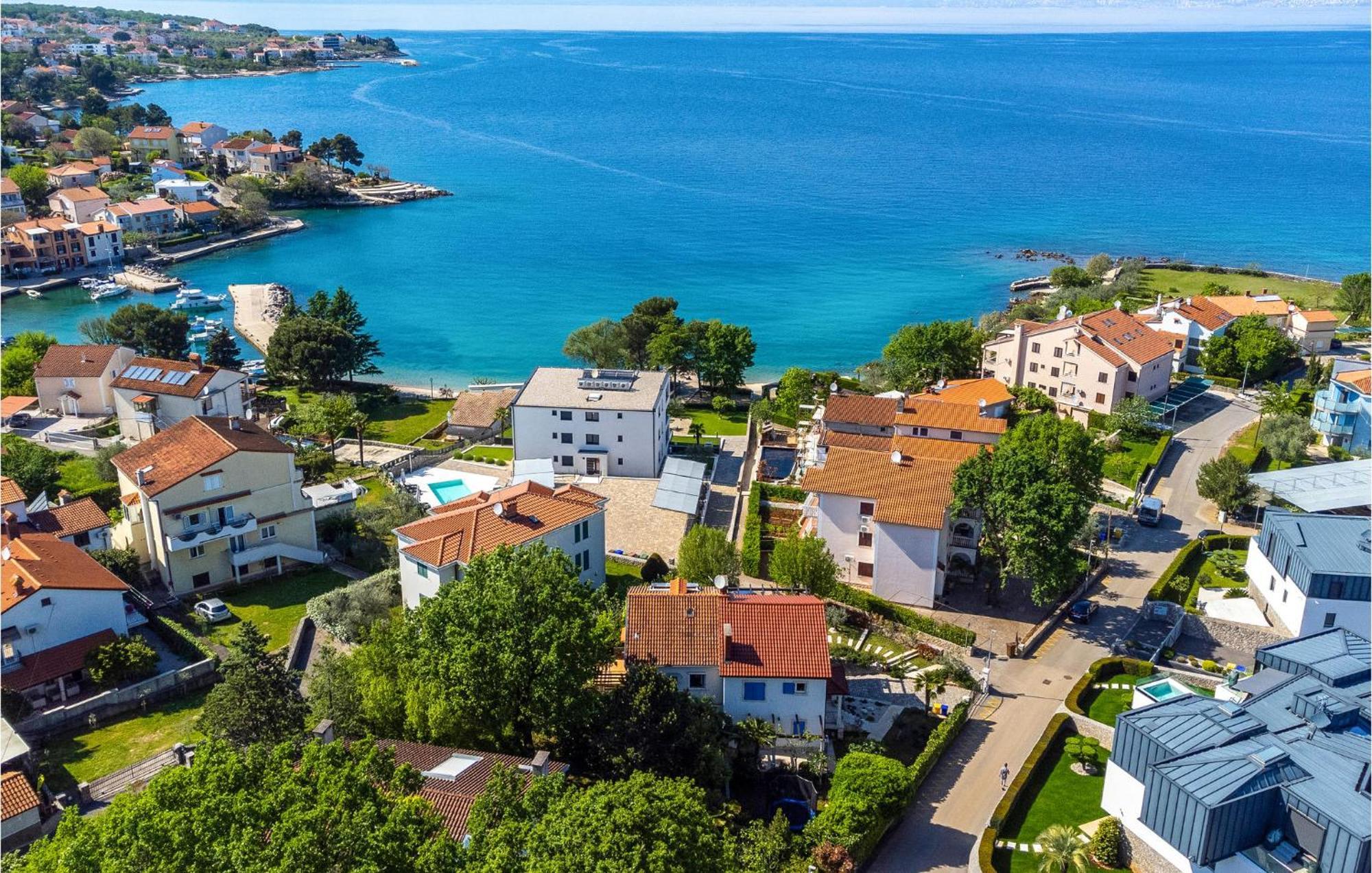Gorgeous Apartment In Vantacici With Wifi Экстерьер фото